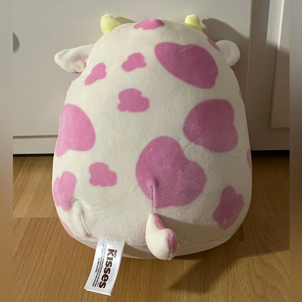 NWT Squishmallow Evangelica Cow 8” – Hershey’s Kisses Valentine Squad #1178 - Picture 4 of 5